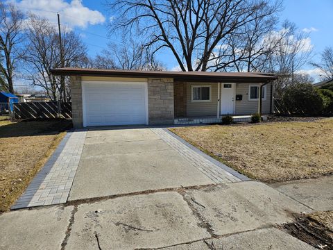 Tiny photo for 303 Wayne Street, Park Forest, IL 60466 (MLS # 12311264)