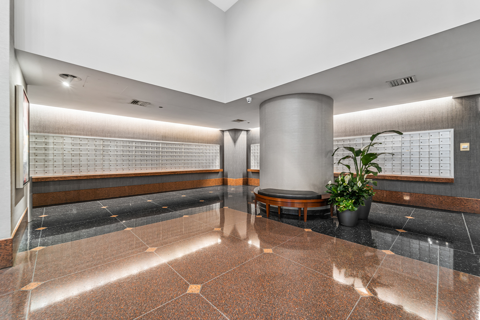 3660 N Lake Shore Drive 1812