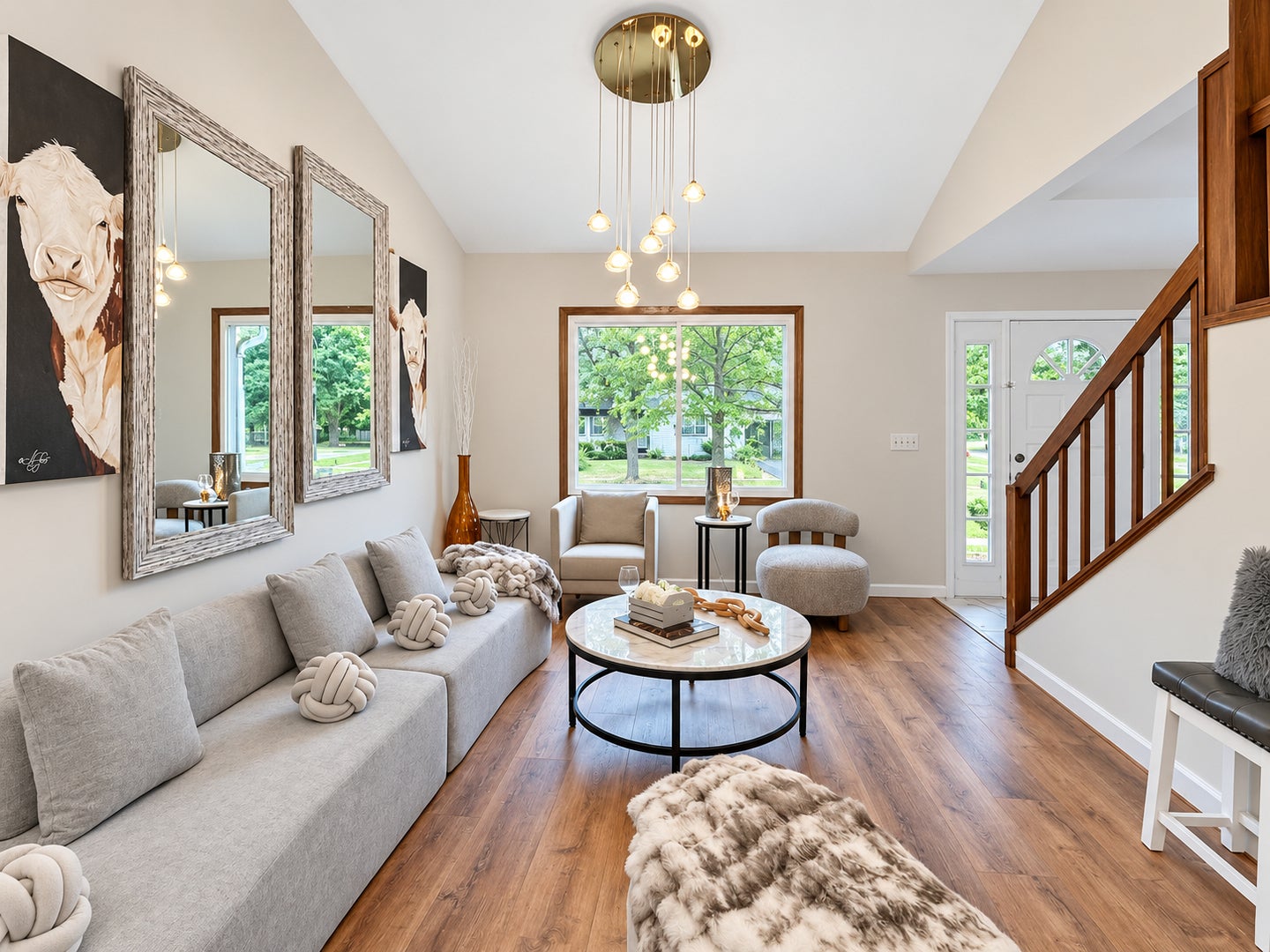 1401 Knoll Drive