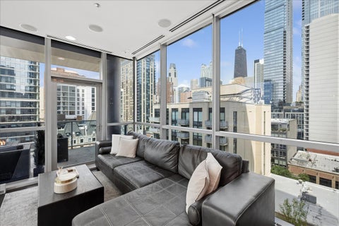 Tiny photo for 110 W Superior Street #1003, Chicago, IL 60654 (MLS # 12722484)