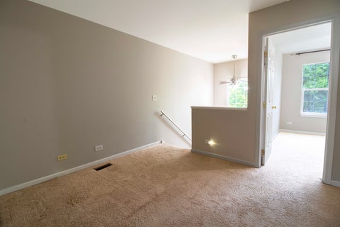 Tiny photo for 605 Pheasant Trail, St. Charles, IL 60174 (MLS # 12734492)