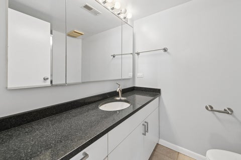 Tiny photo for 2525 Wellington Court #302, Evanston, IL 60201 (MLS # 12775704)