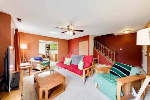 Tiny photo for 5602 Tinder Drive #6, Rolling Meadows, IL 60008 (MLS # 12719698)