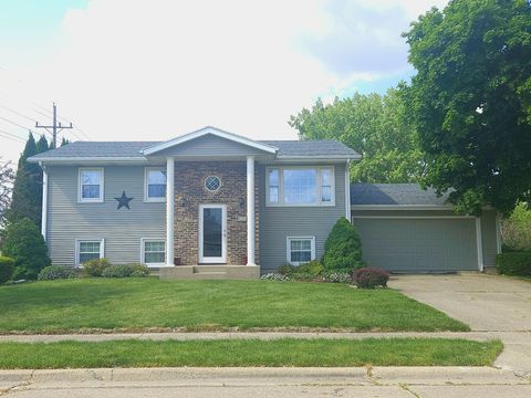 910 Saint Josephs Road Sterling IL 61081