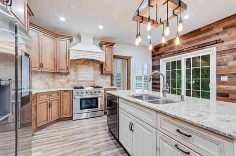 Tiny photo for 2405 Finn Court, Plainfield, IL 60586 (MLS # 12640376)