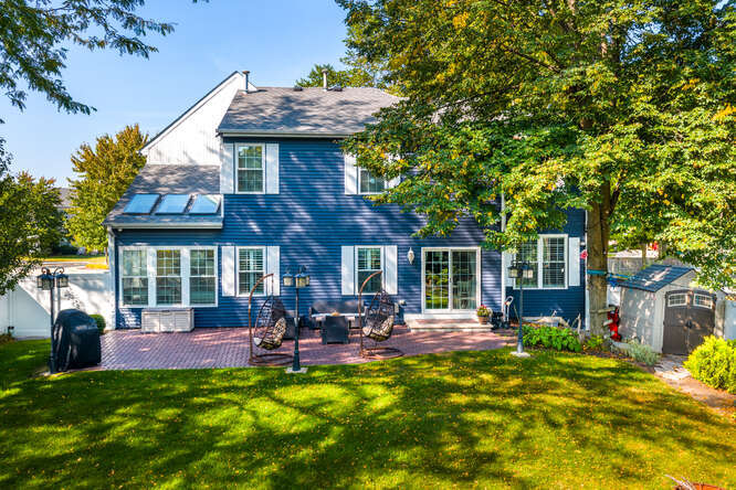 2405 Finn Court