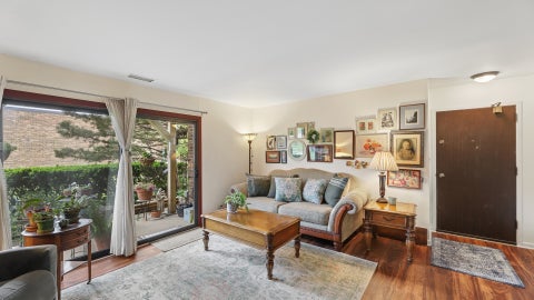 Tiny photo for 608 Waterford Road #1B, Schaumburg, IL 60193 (MLS # 12639689)