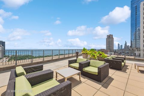 Tiny photo for 130 N Garland Court #2612, Chicago, IL 60602 (MLS # 12500663)