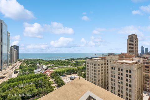 Tiny photo for 130 N Garland Court #2612, Chicago, IL 60602 (MLS # 12500663)