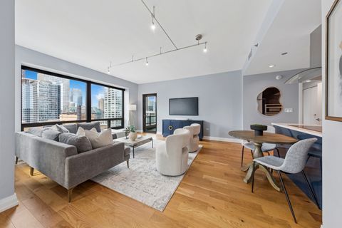 Tiny photo for 130 N Garland Court #2612, Chicago, IL 60602 (MLS # 12500663)