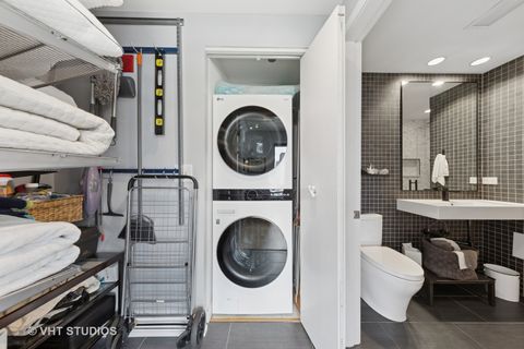 Tiny photo for 130 N Garland Court #2612, Chicago, IL 60602 (MLS # 12500663)