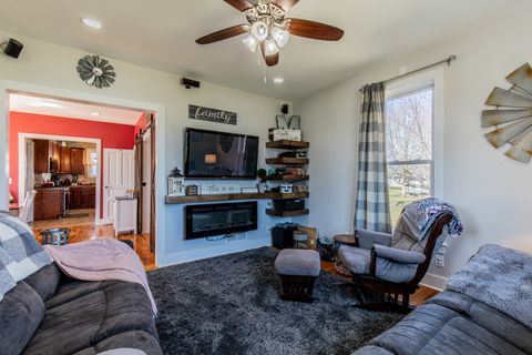 Tiny photo for 206 N Linn Street, Princeton, IL 61356 (MLS # 12561296)