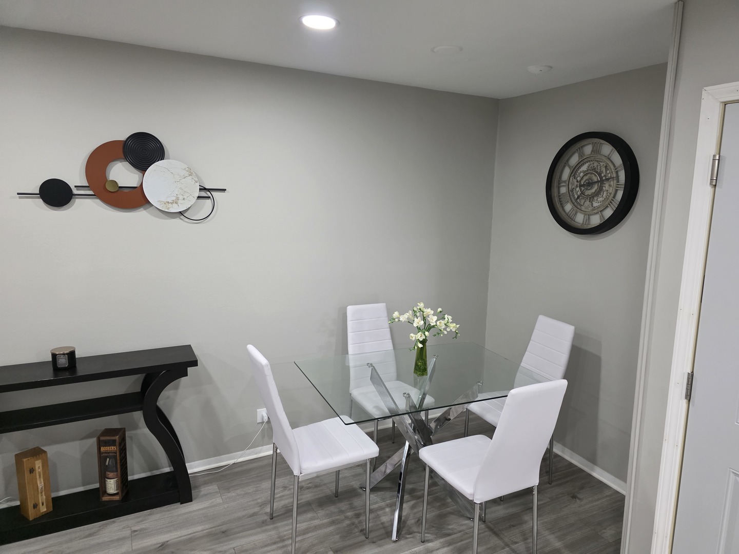 1930 Kenilworth Circle E