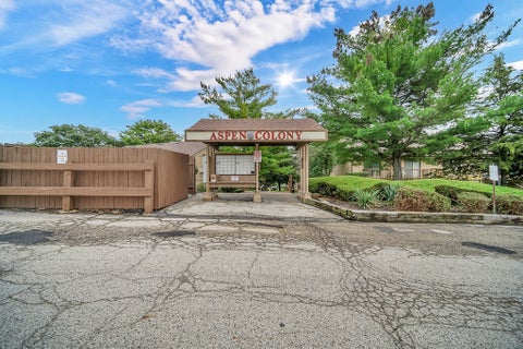 Tiny photo for 60 Aspen Colony #4, Fox Lake, IL 60020 (MLS # 12770033)