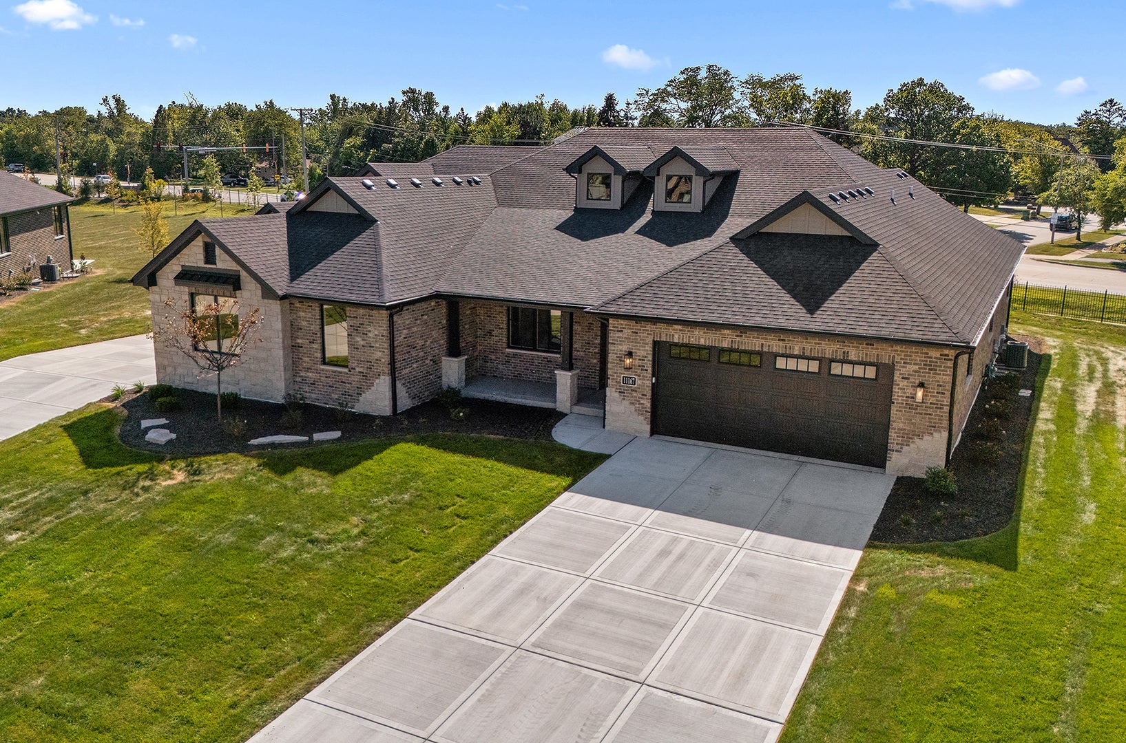 11167 Lizmore Lane