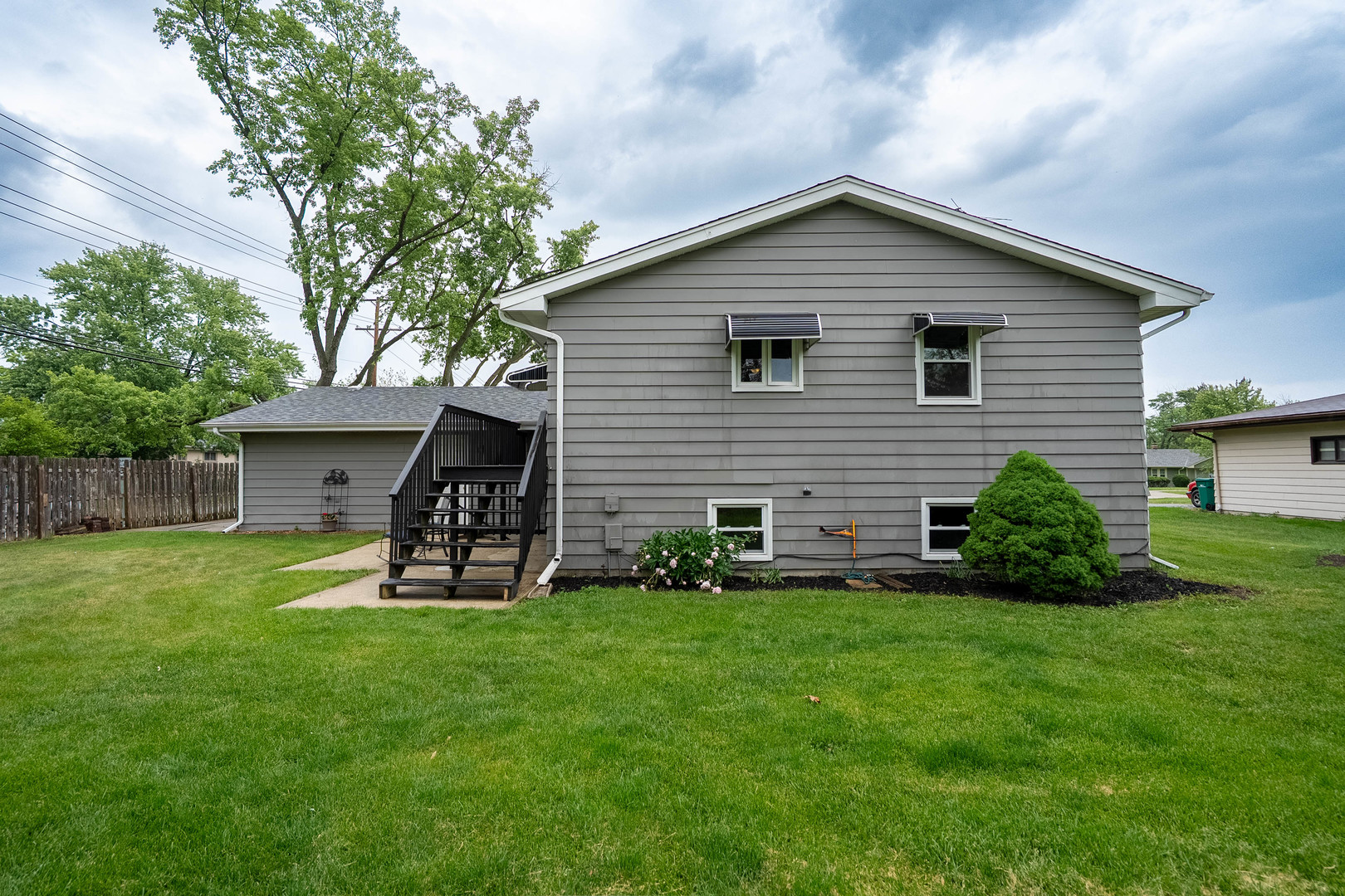 1000 S Ahrens Avenue