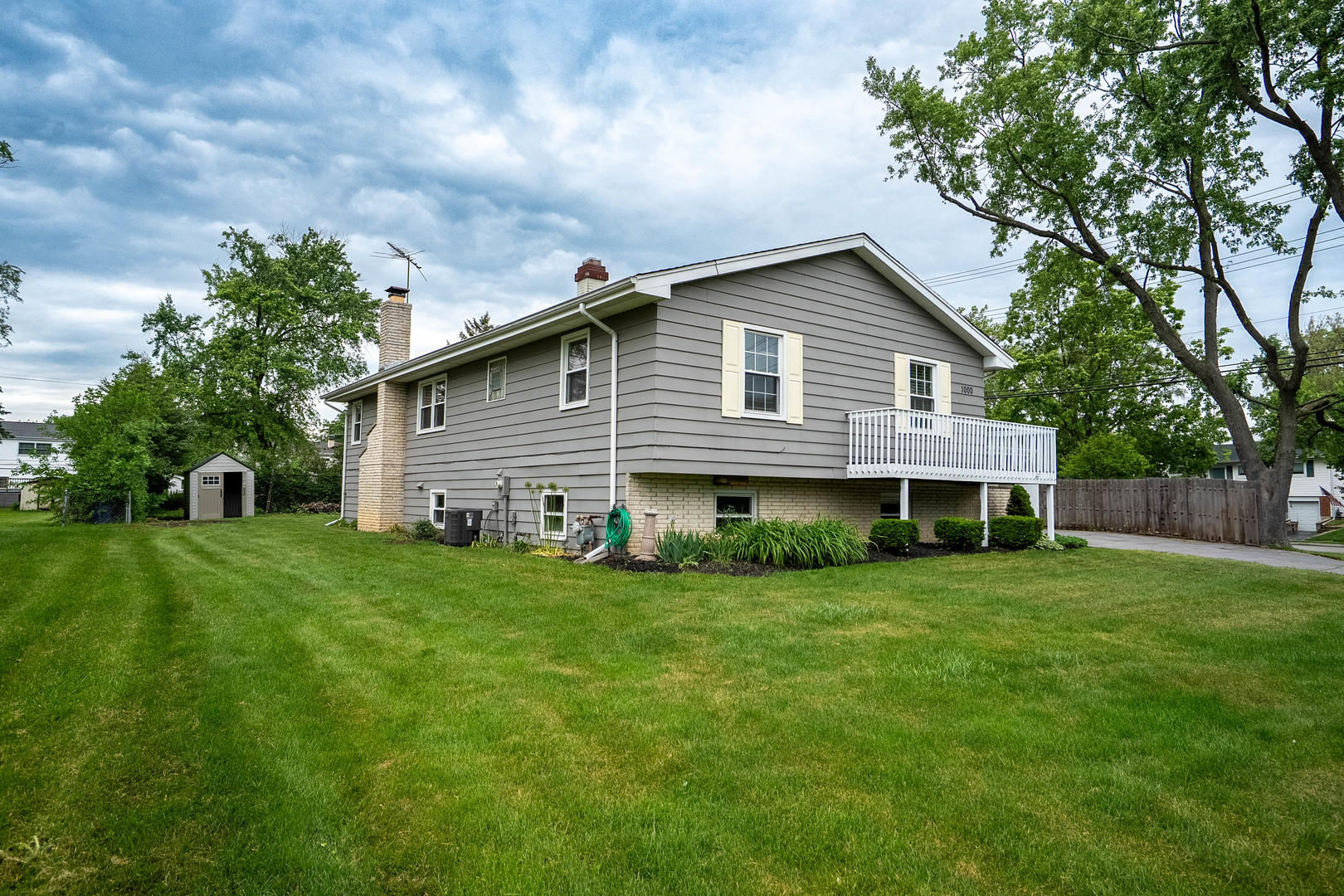 1000 S Ahrens Avenue