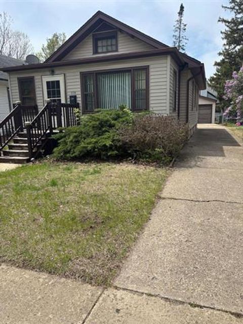2138 Douglas Street Rockford IL 61103