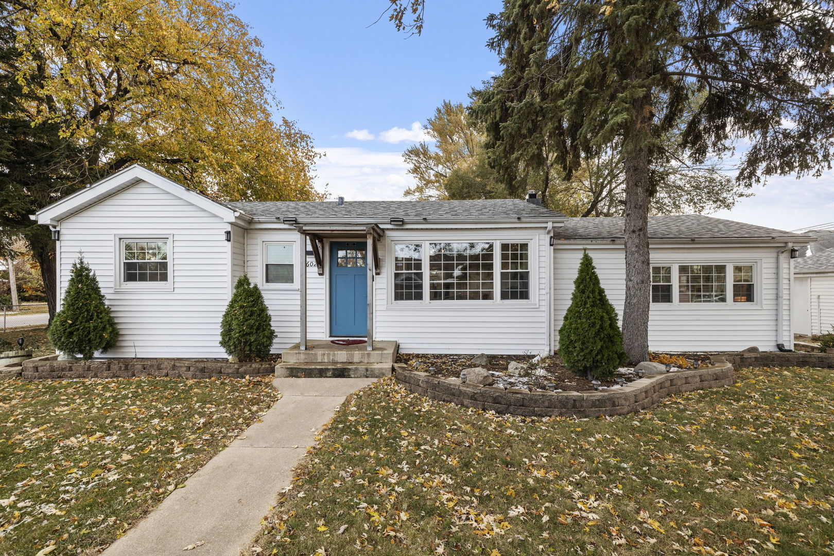 8602 S Oak Park Avenue