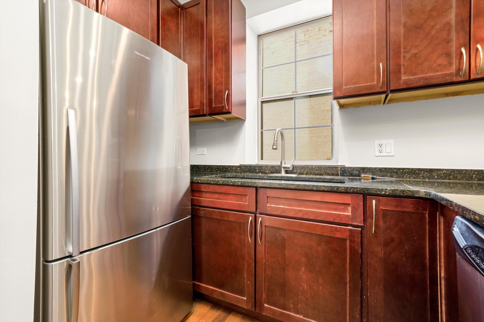 3551 W Belle Plaine Avenue 2