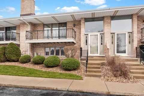 Photo of 17925 Arkansas Court, Orland Park, IL 60467 (MLS # 12592729)