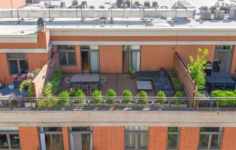 Tiny photo for 33 W Huron Street #805, Chicago, IL 60654 (MLS # 12771409)