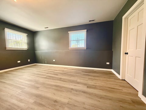 Tiny photo for 931 Miller Place, Phoenix, IL 60426 (MLS # 12757483)