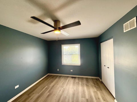 Tiny photo for 931 Miller Place, Phoenix, IL 60426 (MLS # 12757483)