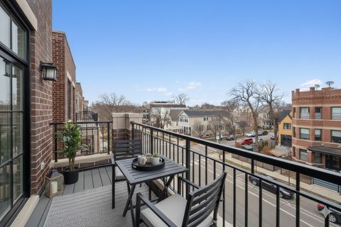 Tiny photo for 2341 W Roscoe Street #3W, Chicago, IL 60618 (MLS # 12589163)