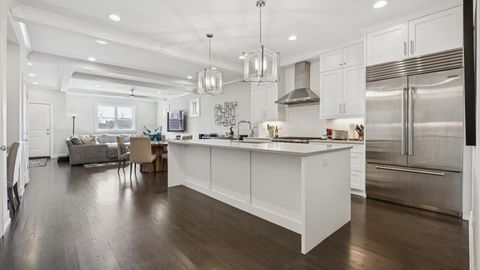 Tiny photo for 2341 W Roscoe Street #3W, Chicago, IL 60618 (MLS # 12589163)