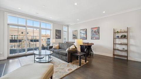 Tiny photo for 2341 W Roscoe Street #3W, Chicago, IL 60618 (MLS # 12589163)