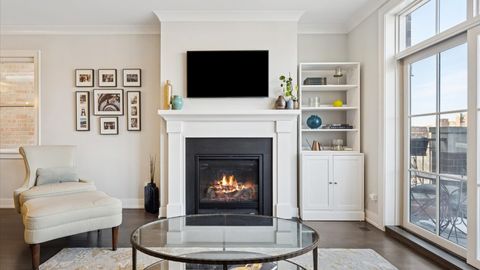 Tiny photo for 2341 W Roscoe Street #3W, Chicago, IL 60618 (MLS # 12589163)