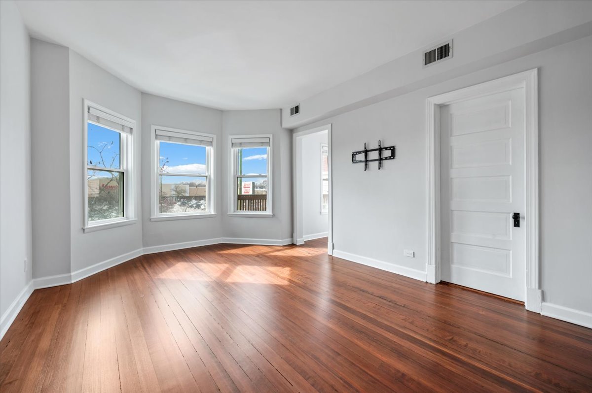 2939 N Ashland Avenue 2