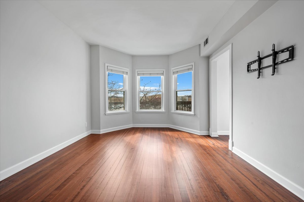 2939 N Ashland Avenue 2