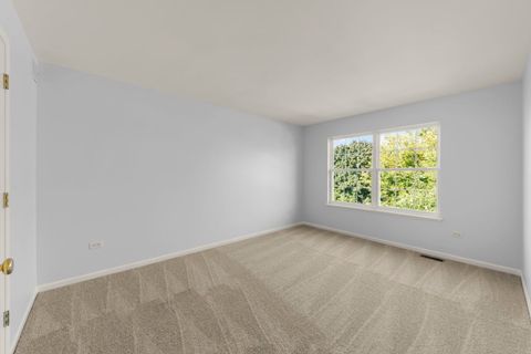 Tiny photo for 5 Player Court, Bolingbrook, IL 60490 (MLS # 12470159)