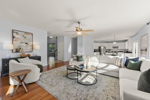 Tiny photo for 5 Player Court, Bolingbrook, IL 60490 (MLS # 12470159)
