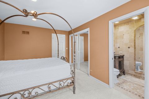 Tiny photo for 1916 Midwest Club Parkway, Oak Brook, IL 60523 (MLS # 12599067)