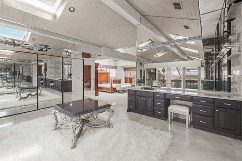 Tiny photo for 1916 Midwest Club Parkway, Oak Brook, IL 60523 (MLS # 12599067)