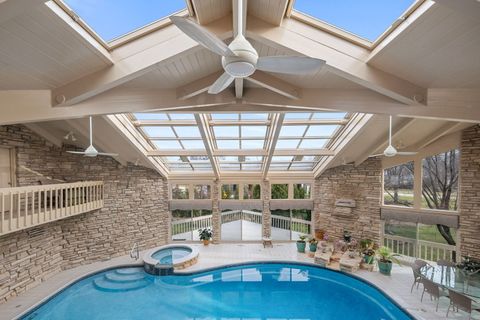 Tiny photo for 1916 Midwest Club Parkway, Oak Brook, IL 60523 (MLS # 12599067)