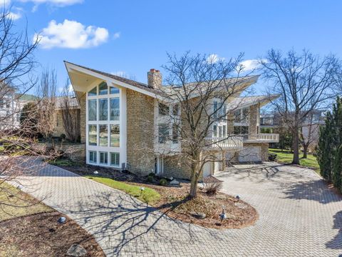 1916 Midwest Club Parkway Oak Brook IL 60523