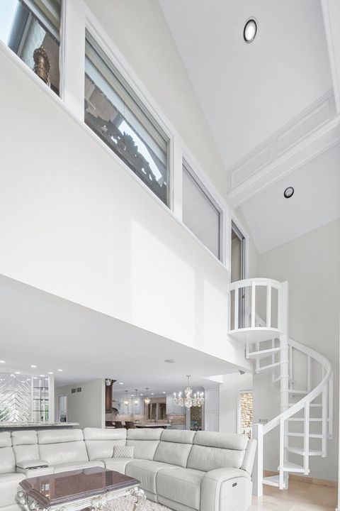 Tiny photo for 1916 Midwest Club Parkway, Oak Brook, IL 60523 (MLS # 12599067)