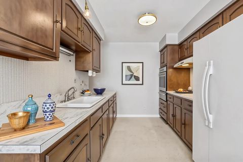 Tiny photo for 7801 Niles Center Road #102, Skokie, IL 60077 (MLS # 12515203)