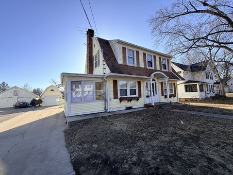 Tiny photo for 617 W Lincolnway Road, Morrison, IL 61270 (MLS # 12571579)