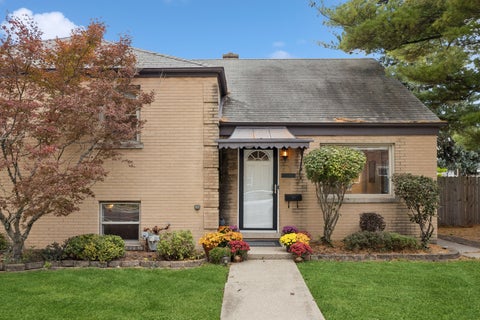 Tiny photo for 3519 Maple Avenue #0, Brookfield, IL 60513 (MLS # 12789639)