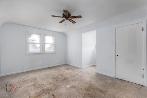 Tiny photo for 217 20th Avenue, Ottawa, IL 61350 (MLS # 12656712)