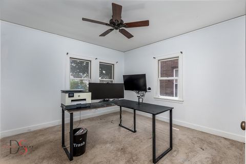 Tiny photo for 217 20th Avenue, Ottawa, IL 61350 (MLS # 12656712)