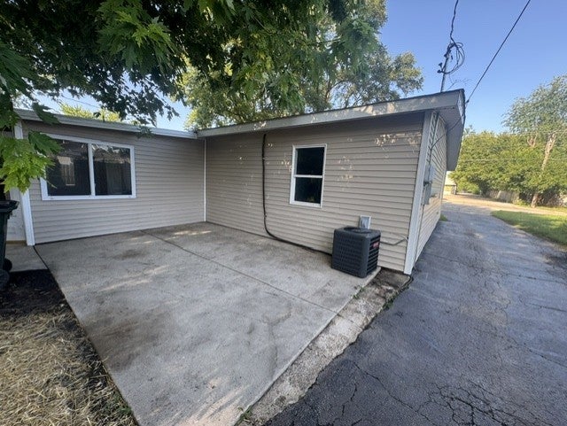 737 Foran Lane