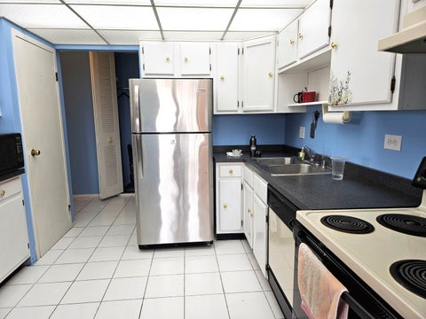 Tiny photo for 9701 N Dee Road #6M, Niles, IL 60714 (MLS # 12615975)
