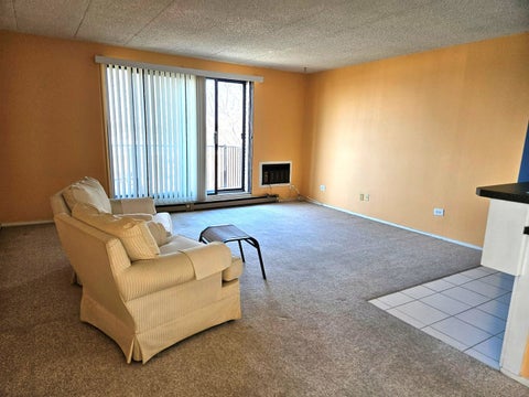 Tiny photo for 9701 N Dee Road #6M, Niles, IL 60714 (MLS # 12615975)