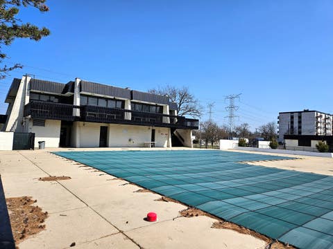 Tiny photo for 9701 N Dee Road #6M, Niles, IL 60714 (MLS # 12615975)